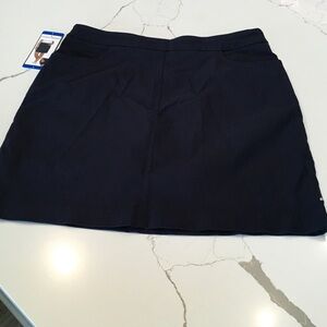 Hilary Radley Dark Blue Navy Skort NWT Size Large Perfect Spring Summer Routine